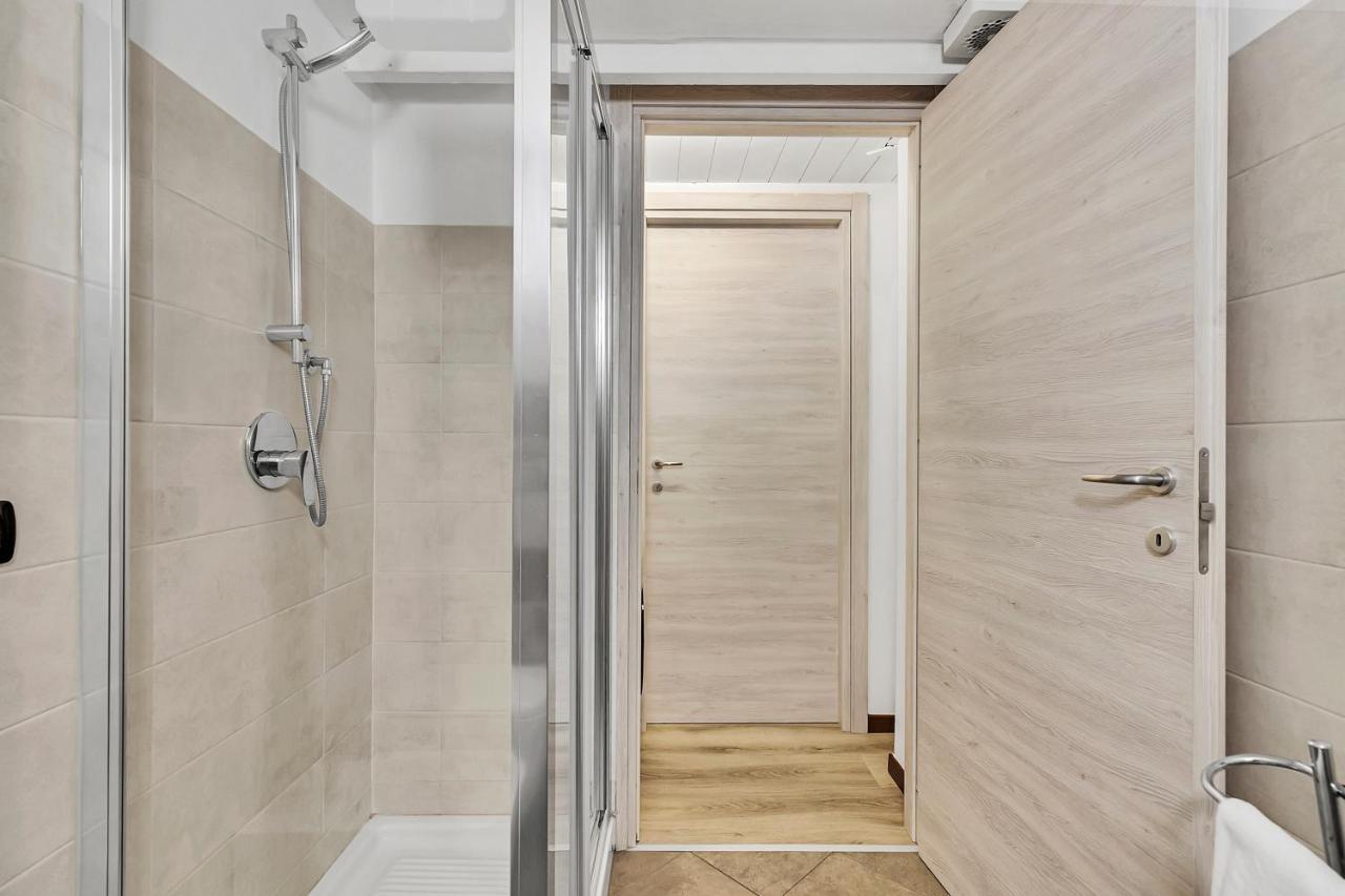 Loft Daiquiri Nel Centro Di Milano, Via Sottocorno, Porta Vittoria Leilighet Eksteriør bilde